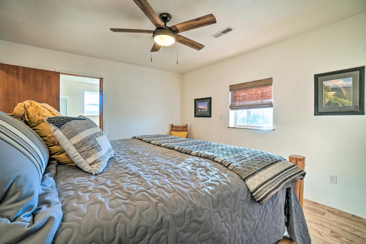 Relaxing Rural Harrison Home - 11 Mi To Town Bagian luar foto