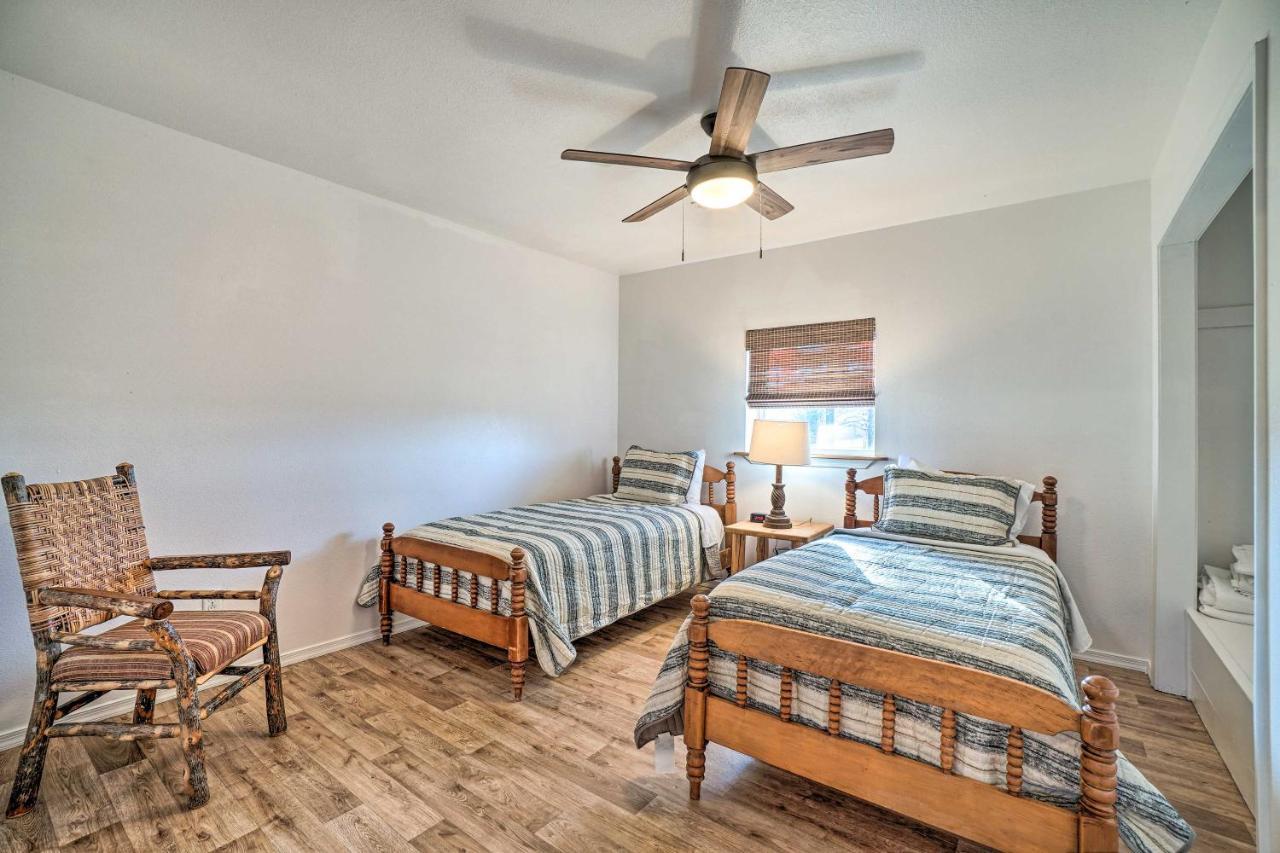 Relaxing Rural Harrison Home - 11 Mi To Town Bagian luar foto