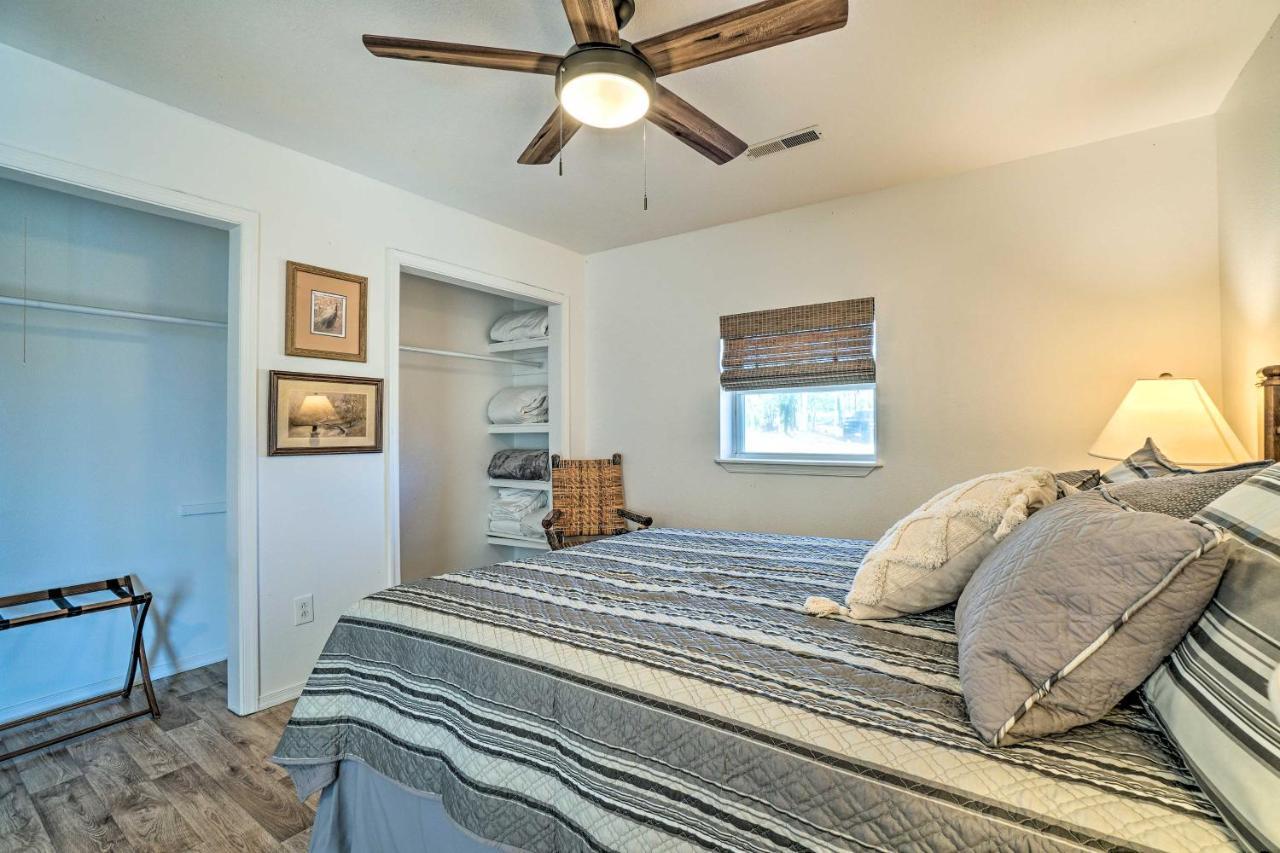 Relaxing Rural Harrison Home - 11 Mi To Town Bagian luar foto
