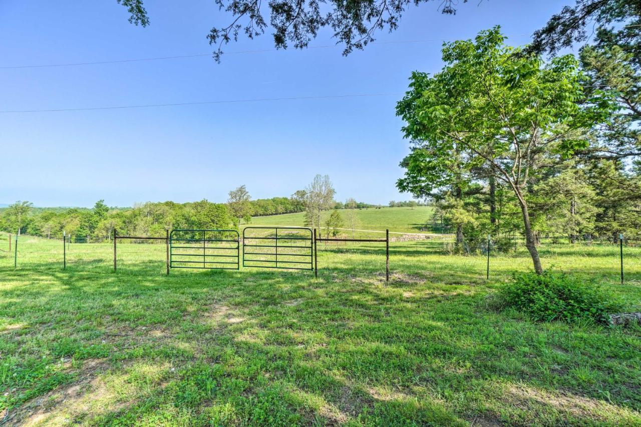Relaxing Rural Harrison Home - 11 Mi To Town Bagian luar foto