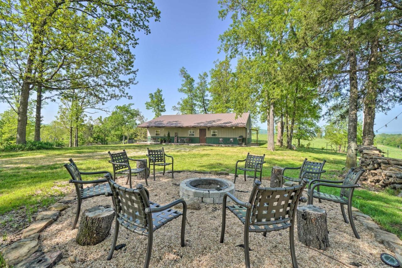 Relaxing Rural Harrison Home - 11 Mi To Town Bagian luar foto